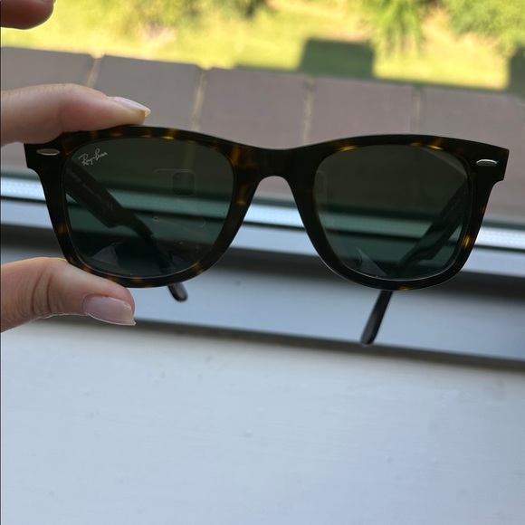 Ray Ban Original Wayfarer RB2140 902 50/22 150 3N - Picture 9 of 9